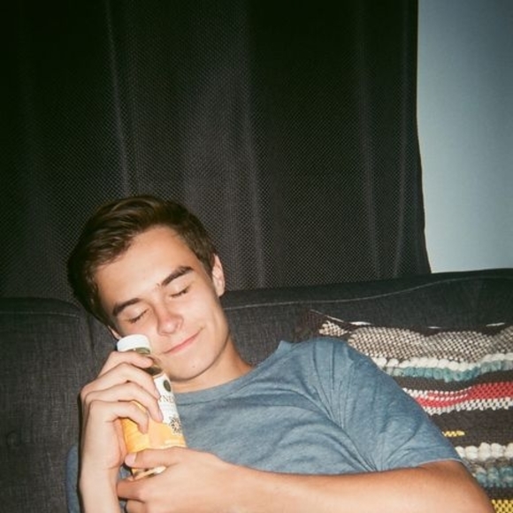 Meet your Posher, Jackson - Picture 1 of 1